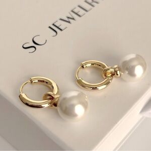Pearl Hoop Earrings | Removable Part | 14K Gold Plated Luxury Jewelry